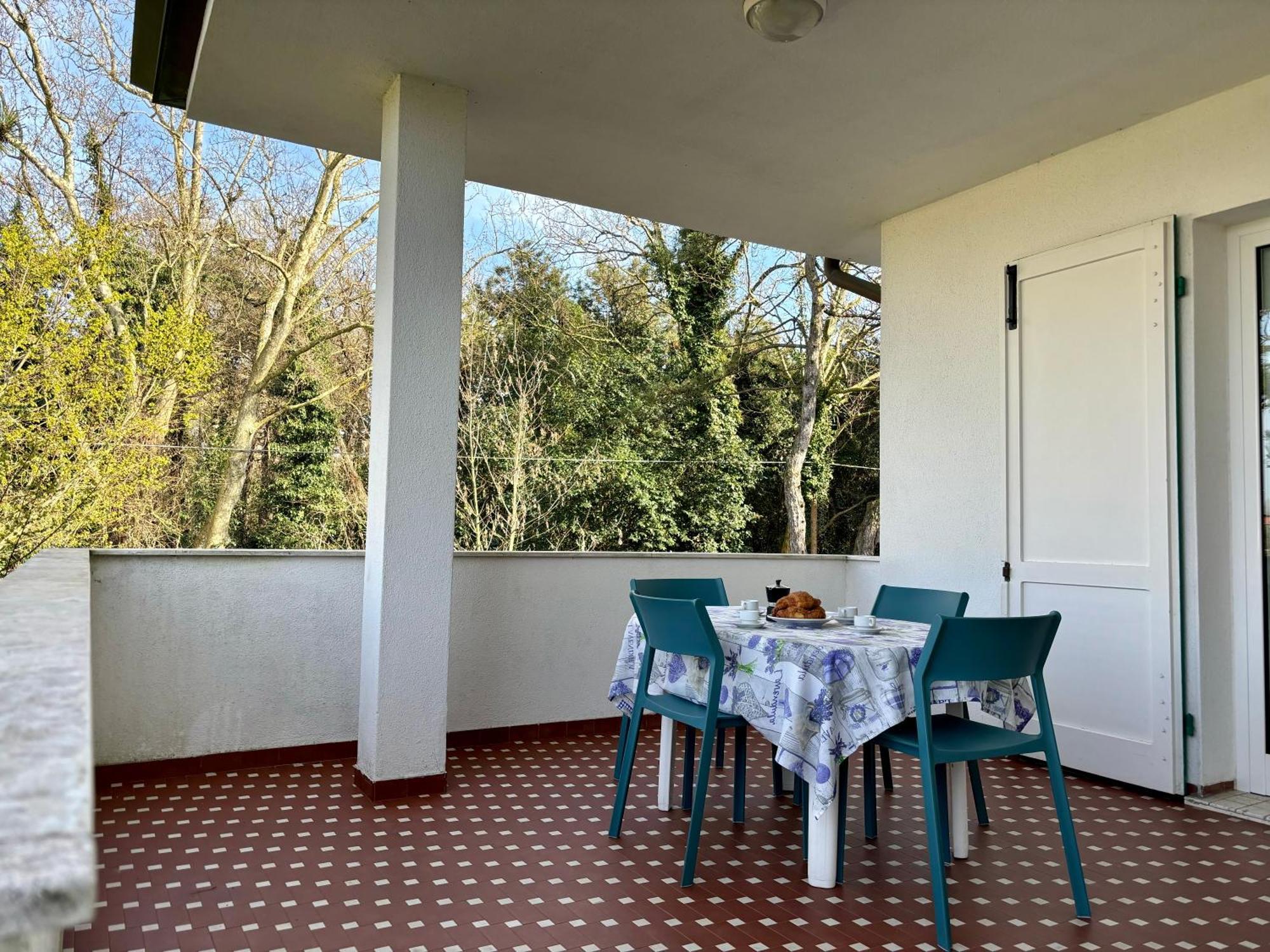 Villa Giorgio 2 Mare E Pineta 비비오네 외부 사진