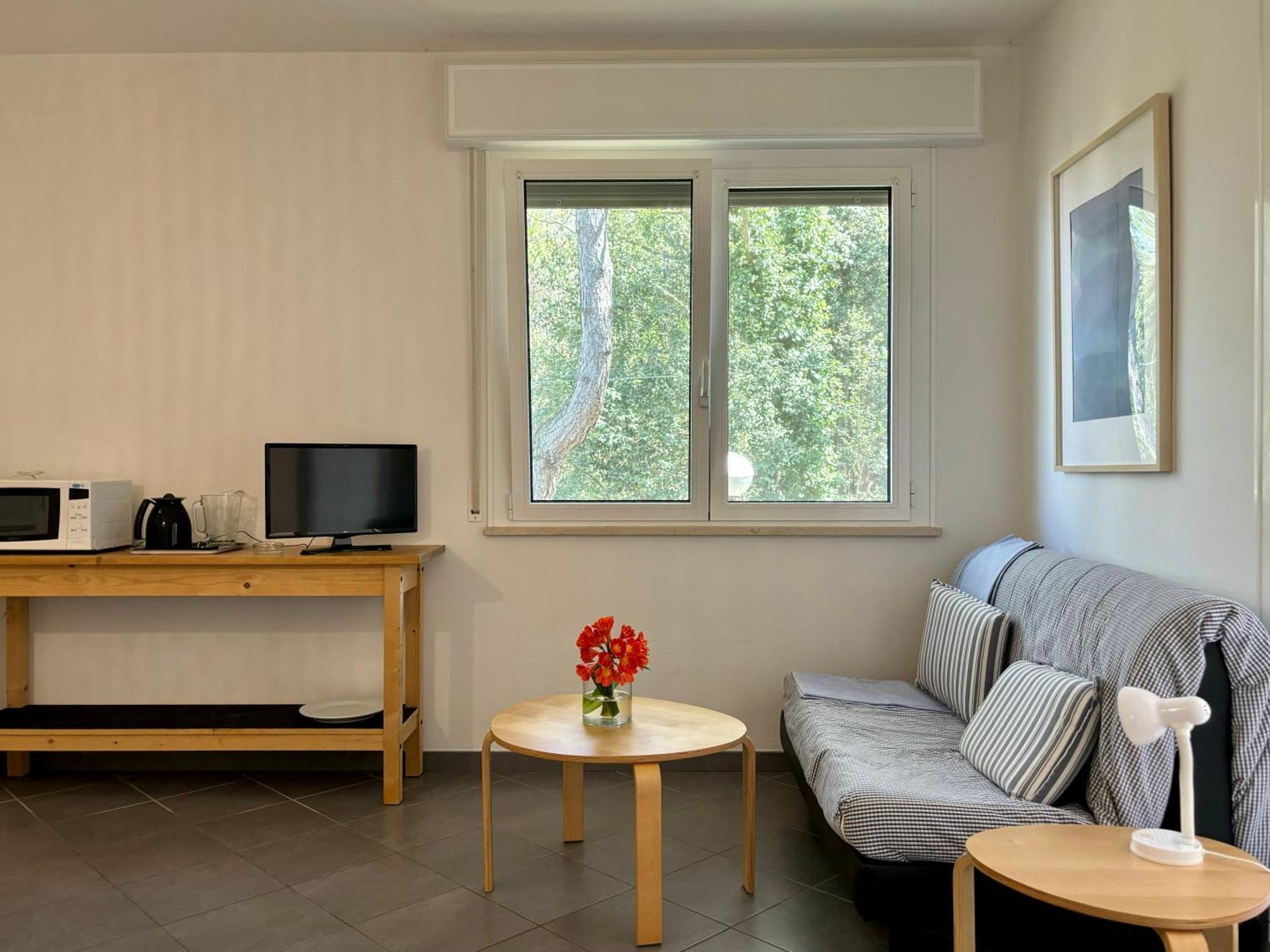 Villa Giorgio 2 Mare E Pineta 비비오네 외부 사진
