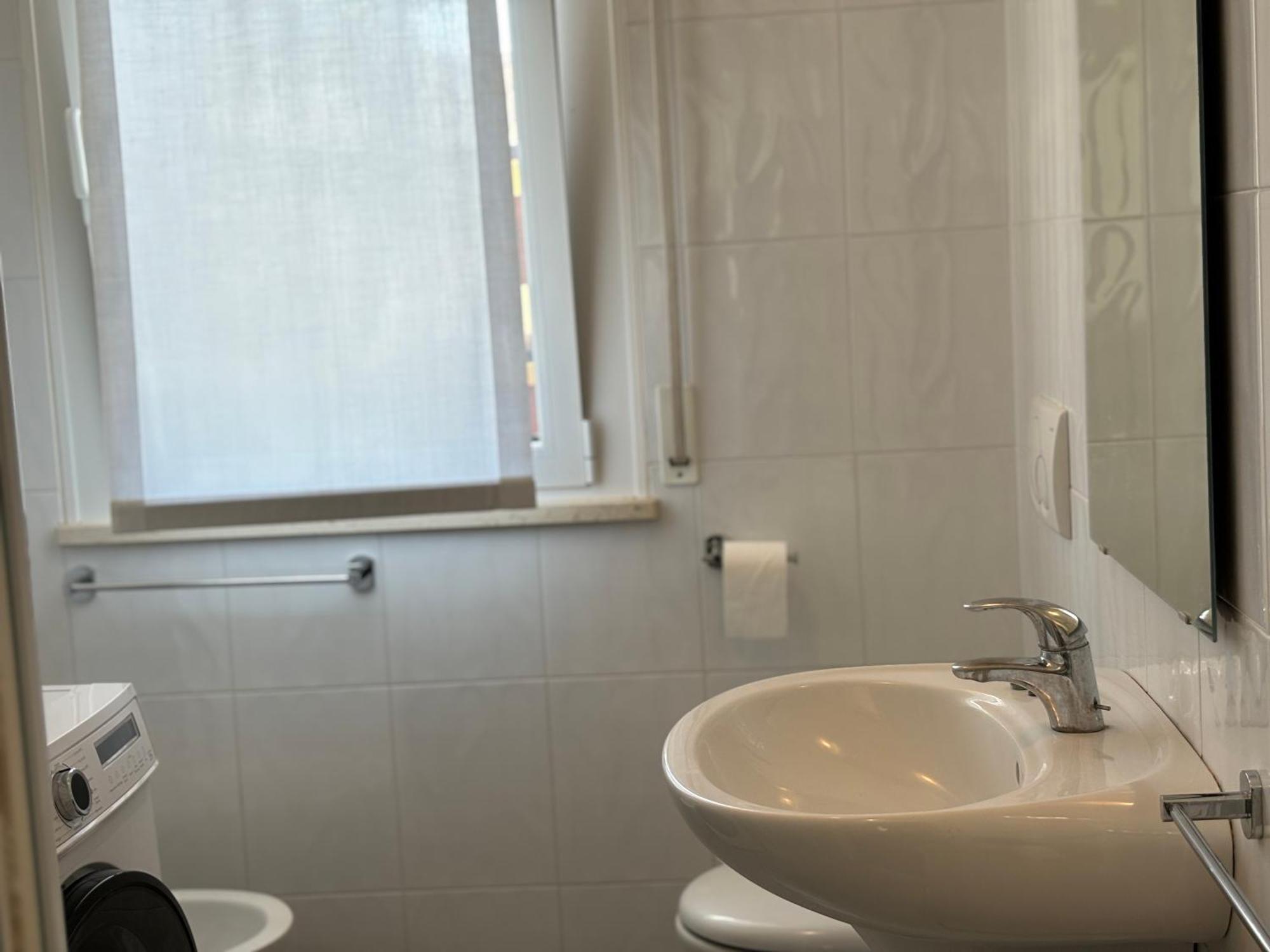Villa Giorgio 2 Mare E Pineta 비비오네 외부 사진