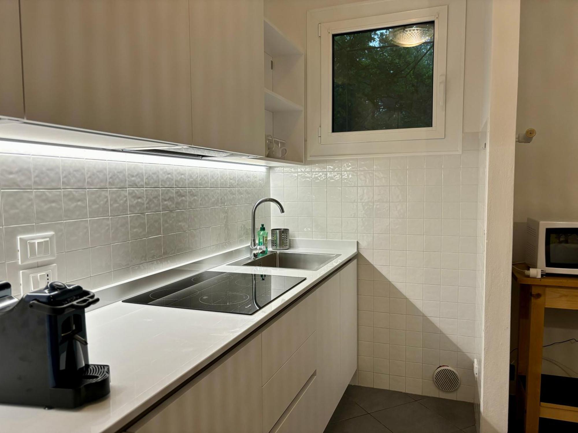 Villa Giorgio 2 Mare E Pineta 비비오네 외부 사진
